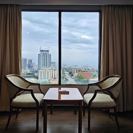 Alexander Hotel Bangkok Bagian luar foto