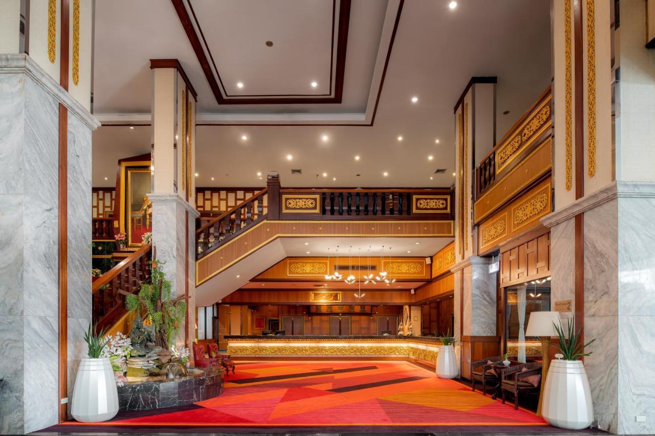 Alexander Hotel Bangkok Bagian luar foto