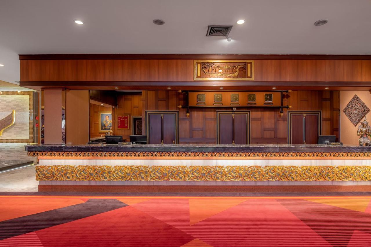 Alexander Hotel Bangkok Bagian luar foto