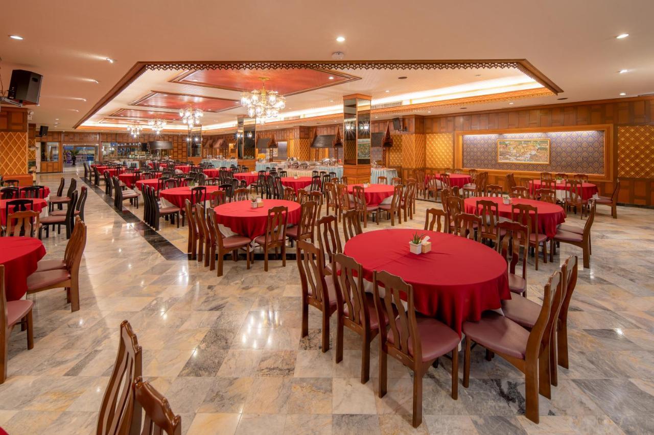 Alexander Hotel Bangkok Bagian luar foto