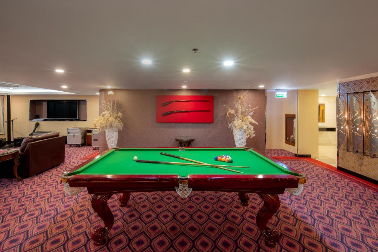 Alexander Hotel Bangkok Bagian luar foto